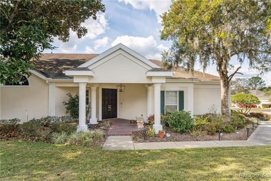 Beach Home For Sale in Homosassa, Florida