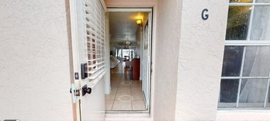 Beach Townhome/Townhouse For Sale in Greenacres, Florida