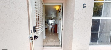 Beach Townhome/Townhouse For Sale in Greenacres, Florida