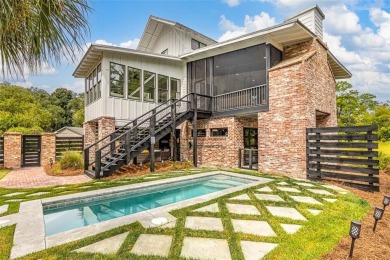 Beach Home For Sale in Saint Simons, Georgia