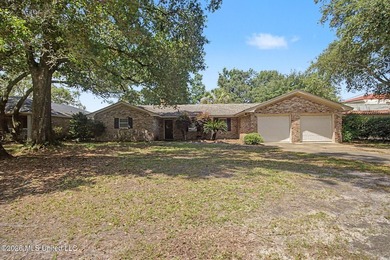 Beach Home For Sale in Biloxi, Mississippi