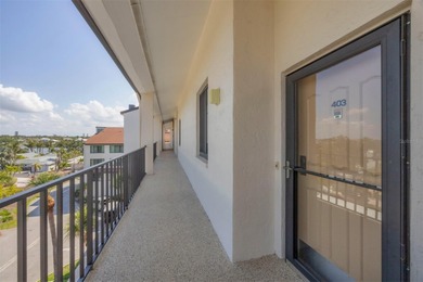 Beach Condo For Sale in Sarasota, Florida