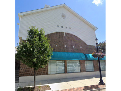 Beach Townhome/Townhouse For Sale in Skokie, Illinois