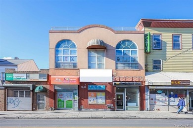 Beach Office For Sale in College Point, New York