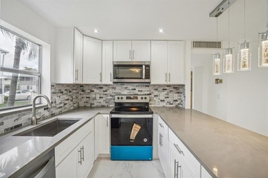 Beach Condo For Sale in Delray Beach, Florida