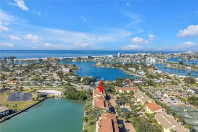 Beach Townhome/Townhouse For Sale in Treasure Island, Florida