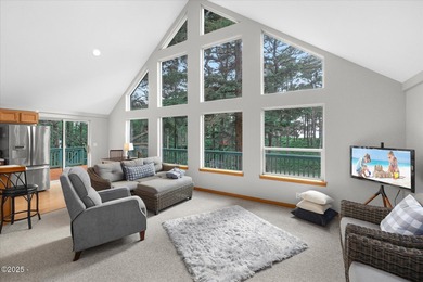 Beach Home For Sale in Waldport, Oregon