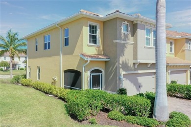Beach Townhome/Townhouse For Sale in Fort Myers, Florida