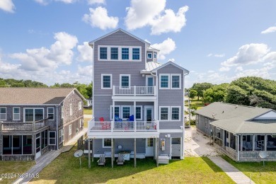 Beach Home For Sale in Harkers Island, North Carolina