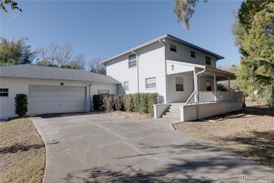 Beach Home For Sale in Homosassa, Florida