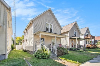 Beach Home For Sale in Saint Joseph, Michigan