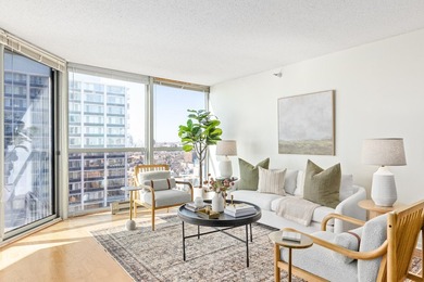 Beach Condo For Sale in Milwaukee, Wisconsin