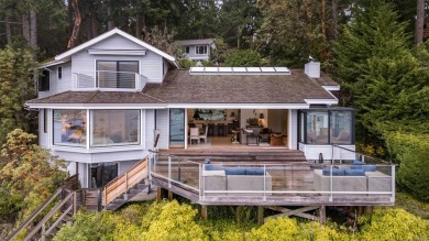 Beach Home For Sale in Salt Spring, 