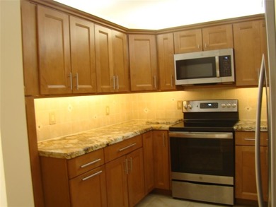 Beach Condo For Sale in Coconut Creek, Florida