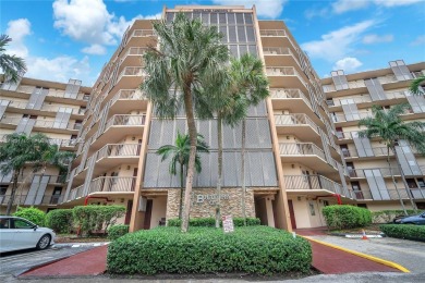 Beach Condo For Sale in Aventura, Florida