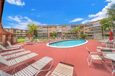Beach Condo For Sale in Lauderdale Lakes, Florida