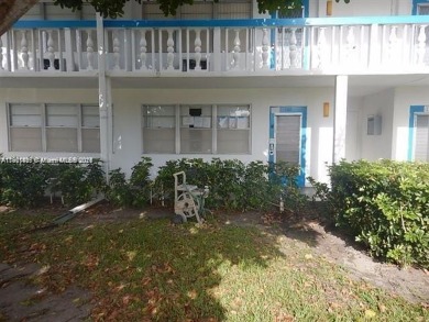 Beach Condo For Sale in Deerfield Beach, Florida