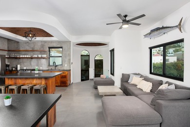 Beach Home For Sale in Cabo San Lucas, 