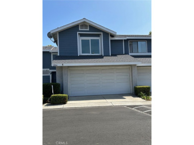 Beach Townhome/Townhouse For Sale in Lake Forest, California