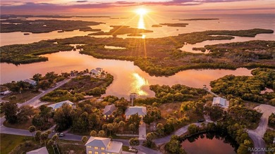 Beach Home Sale Pending in Crystal River, Florida