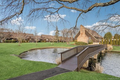 Beach Condo Sale Pending in Massapequa Park, New York