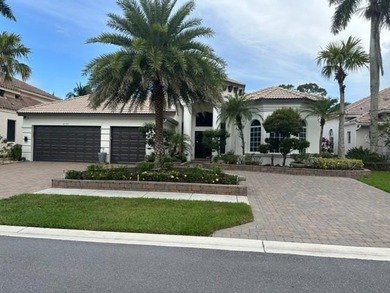 Beach Home Active Under Contract in Delray Beach, Florida
