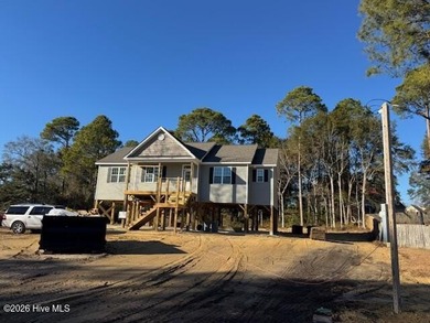 Beach Home For Sale in Sneads Ferry, North Carolina