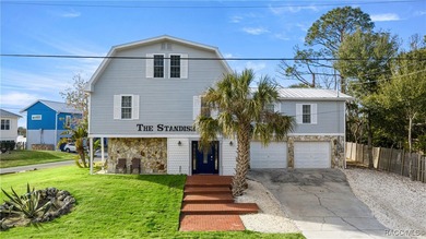 Beach Home For Sale in Homosassa, Florida