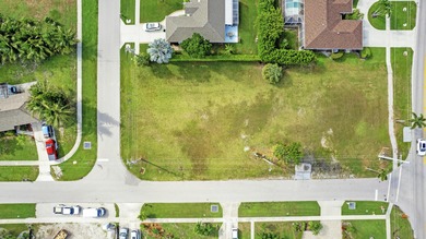 Beach Lot For Sale in Marco Island, Florida
