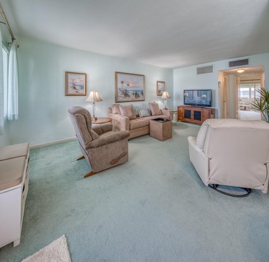 Beach Condo Active Under Contract in Lake Worth Beach, Florida