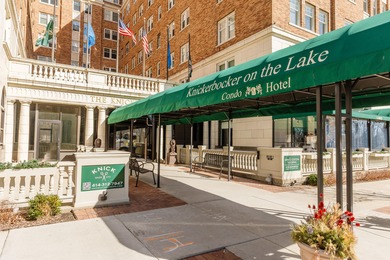 Beach Condo For Sale in Milwaukee, Wisconsin