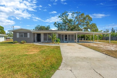 Beach Home For Sale in Ruskin, Florida
