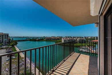 Beach Condo For Sale in South Pasadena, Florida