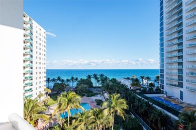 Beach Condo For Sale in Hollywood, Florida