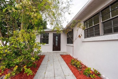 Beach Home For Sale in West Palm Beach, Florida