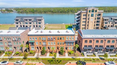 Beach Townhome/Townhouse For Sale in Savannah, Georgia