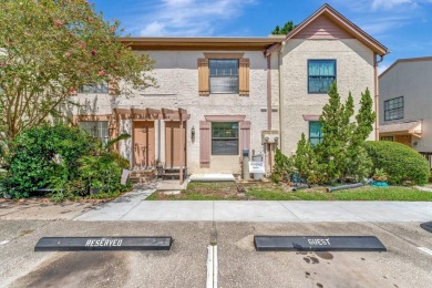 Beach Townhome/Townhouse For Sale in Clearwater, Florida