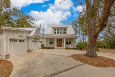 Beach Home For Sale in Waverly, Georgia
