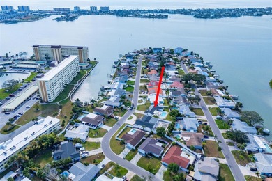 Beach Home For Sale in St. Petersburg, Florida