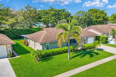 Beach Home For Sale in Delray Beach, Florida