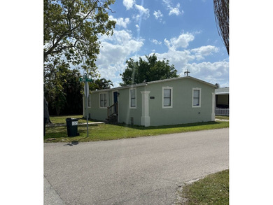 Beach Home For Sale in North Fort Myers, Florida