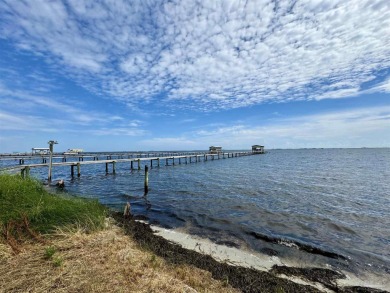 Beach Lot For Sale in Gulf Breeze, Florida