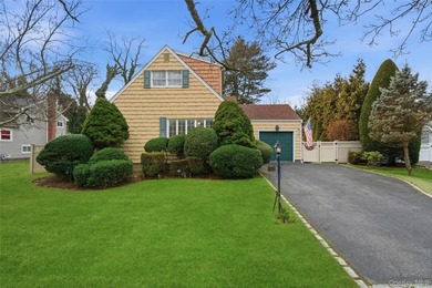 Beach Home For Sale in Amityville, New York