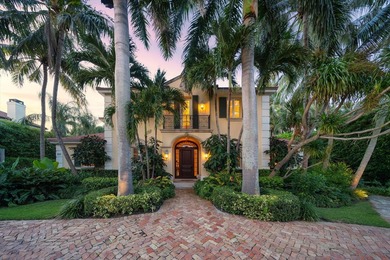 Beach Home For Sale in Palm Beach, Florida