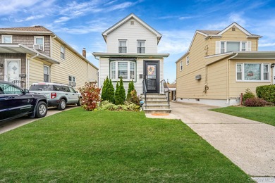 Beach Home Sale Pending in East Rockaway, New York