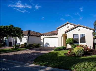 Beach Home For Sale in Fort Myers, Florida