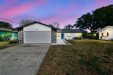 Beach Home For Sale in Palm Harbor, Florida