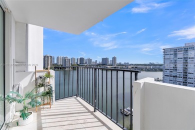 Beach Condo Sale Pending in Aventura, Florida