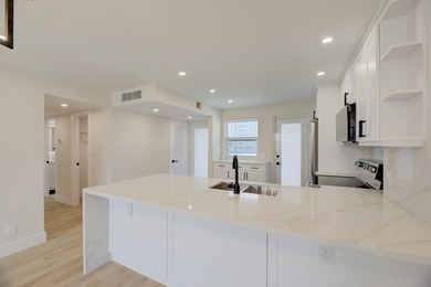 Beach Condo For Sale in Pompano Beach, Florida