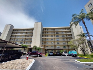 Beach Condo For Sale in Clearwater, Florida